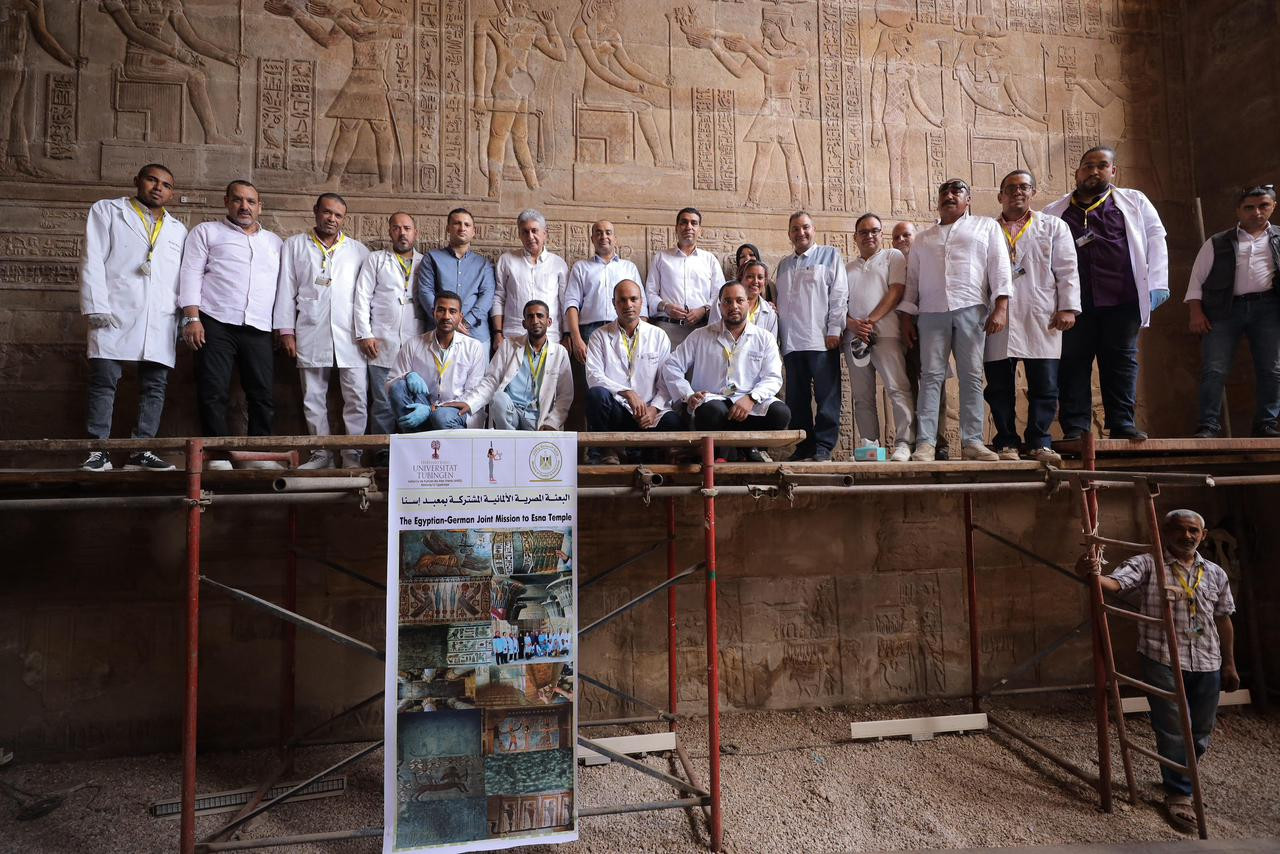 وزير السياحة والآثار