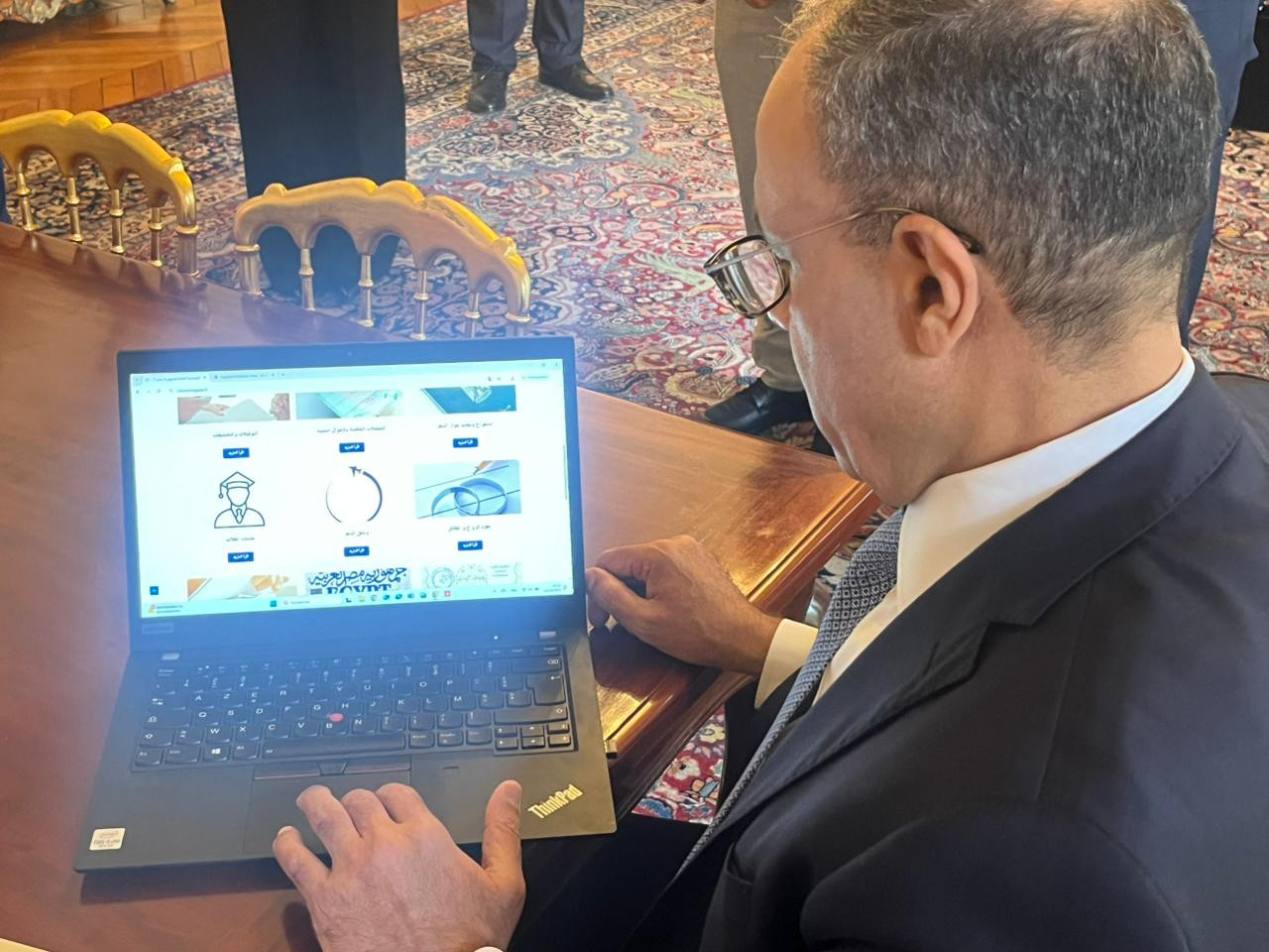 وزير الخارجية