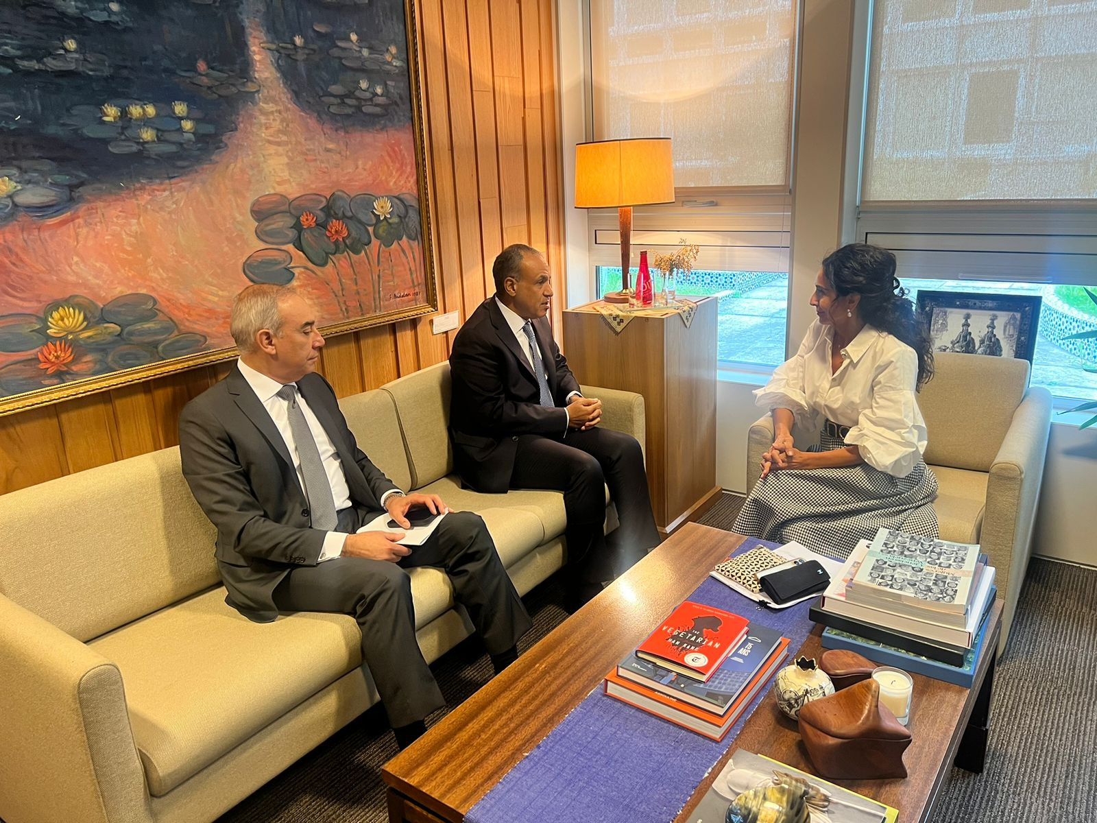 وزير الخارجية