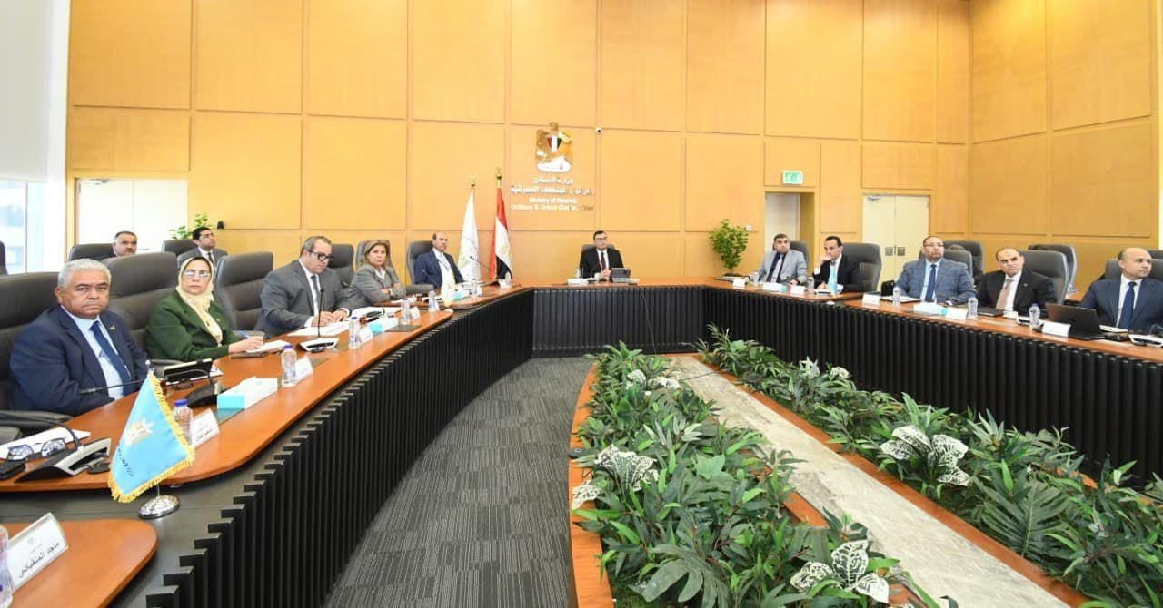 وزير الإسكان