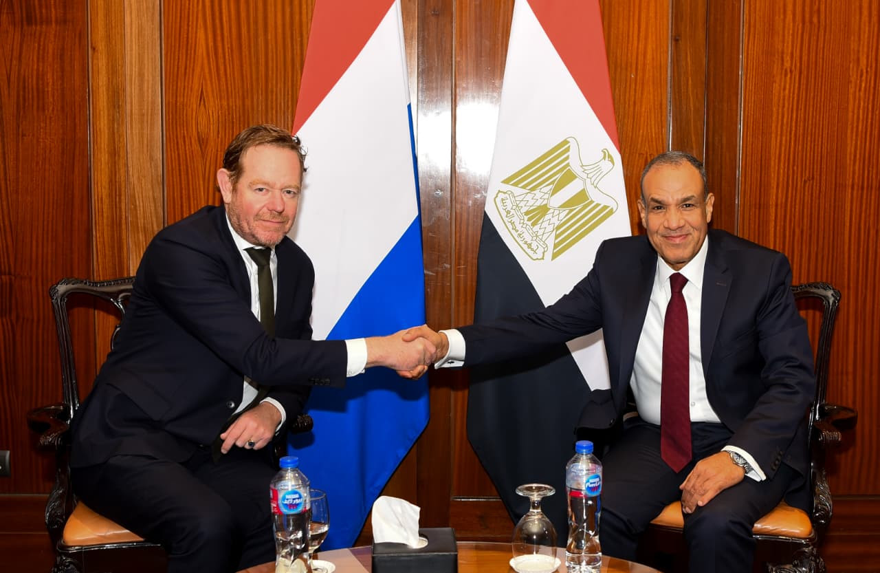 وزير الخارجية ونظيره الهولندي