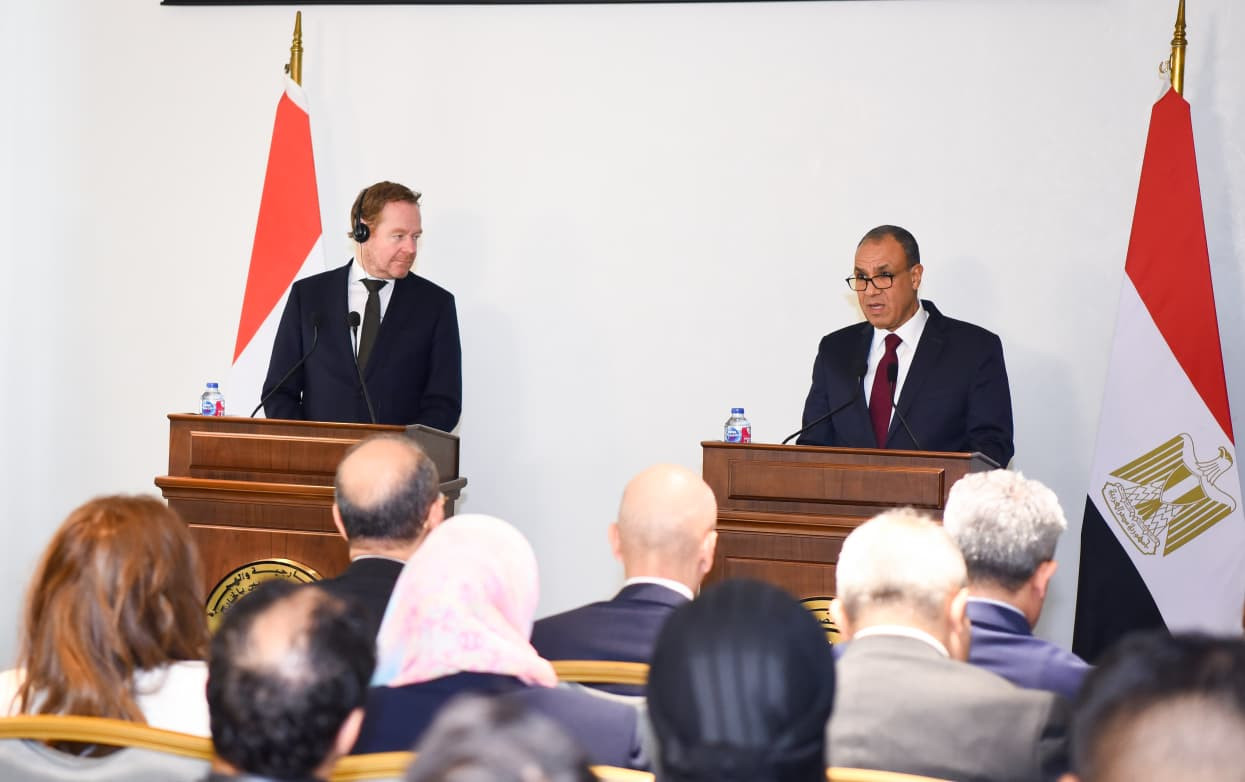 وزير الخارجية ونظيره الهولندي