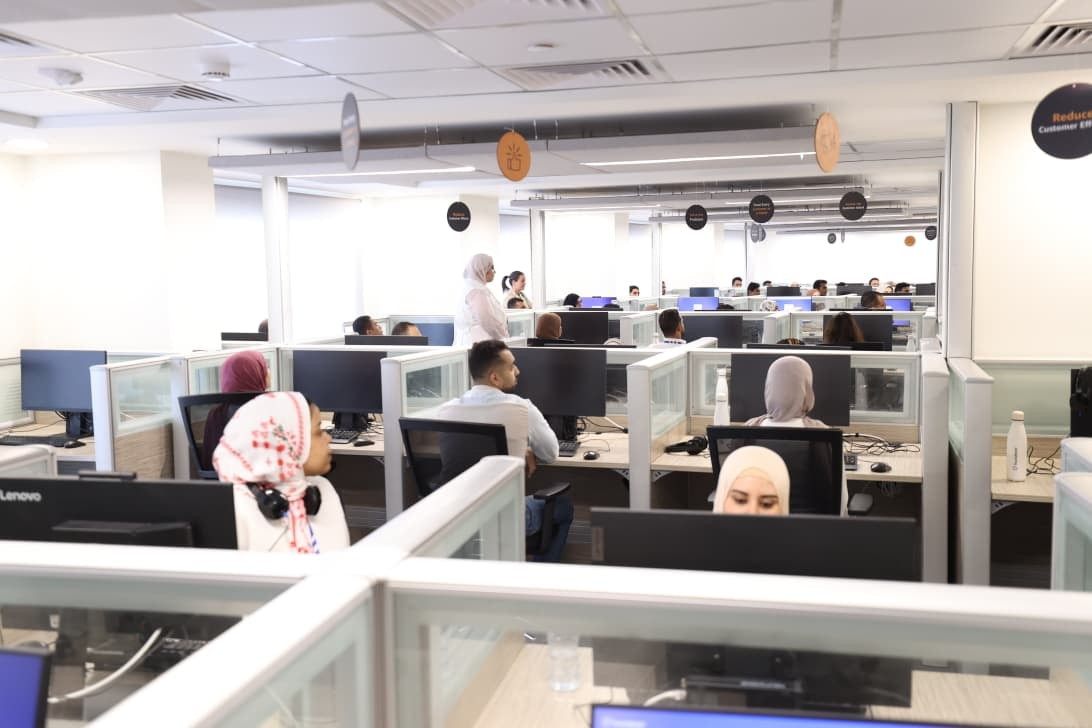 وزير الاتصالات