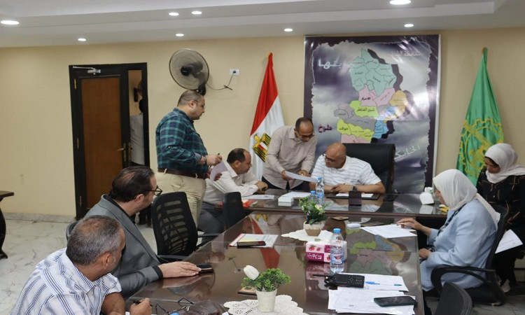 محافظ القليوبية يوجه بتوفير فرص عمل لعدد من الحالات الإنسانية