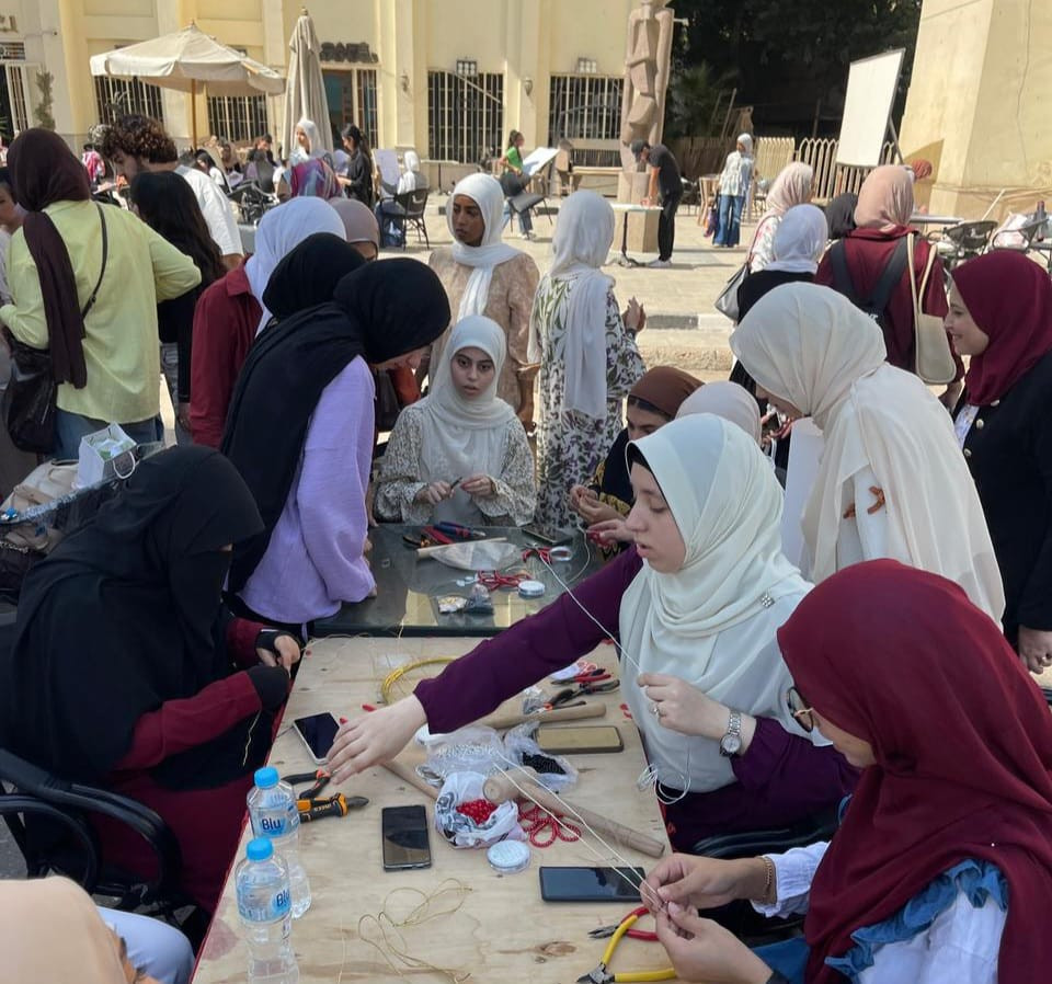 احتفالات متنوعة