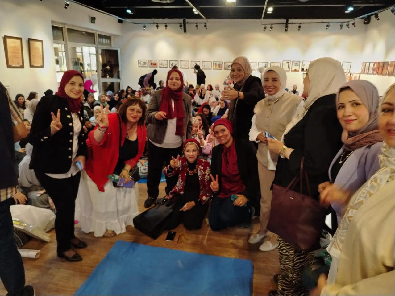 احتفالات متنوعة