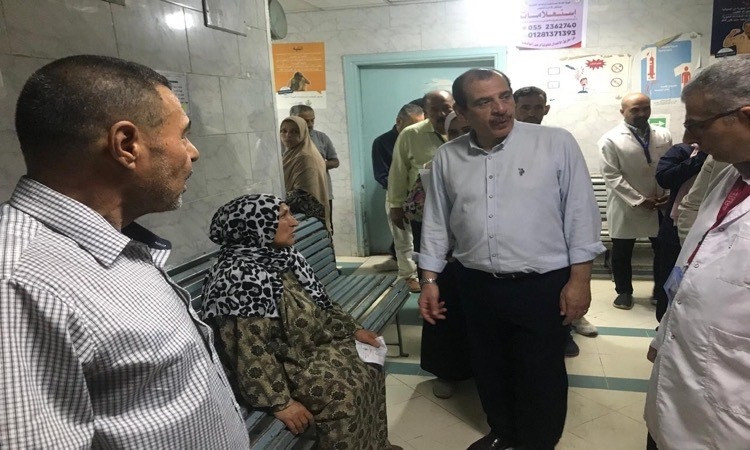 نائب وزير الصحة يتفقد مستشفى الأحرار التعليمي بالشرقية