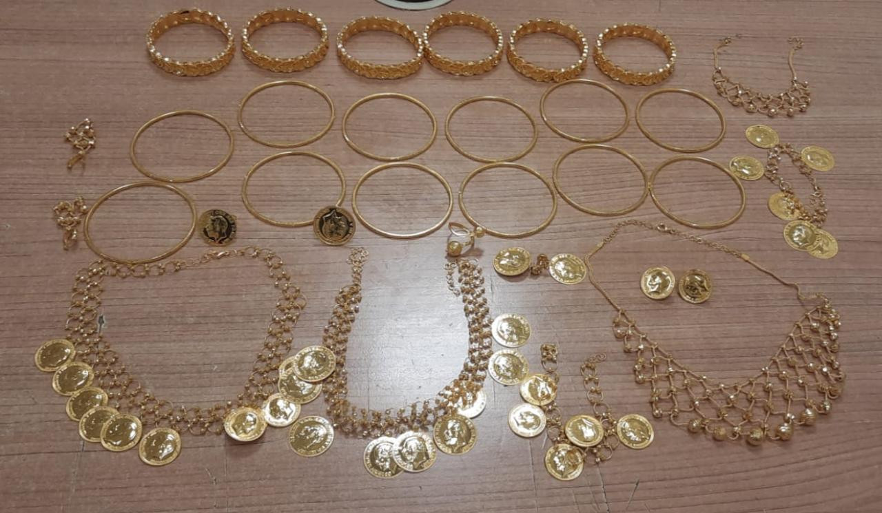 جمارك مطار القاهرة