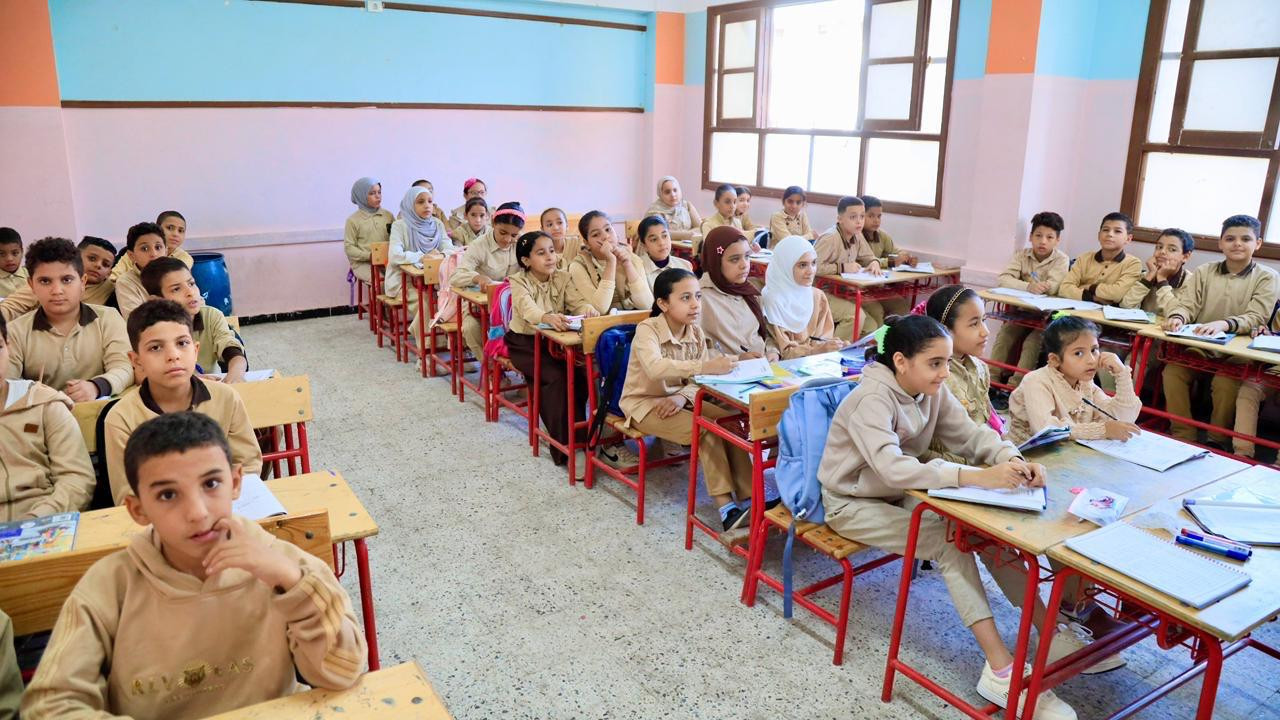 التعليم زيارة مفاجئة