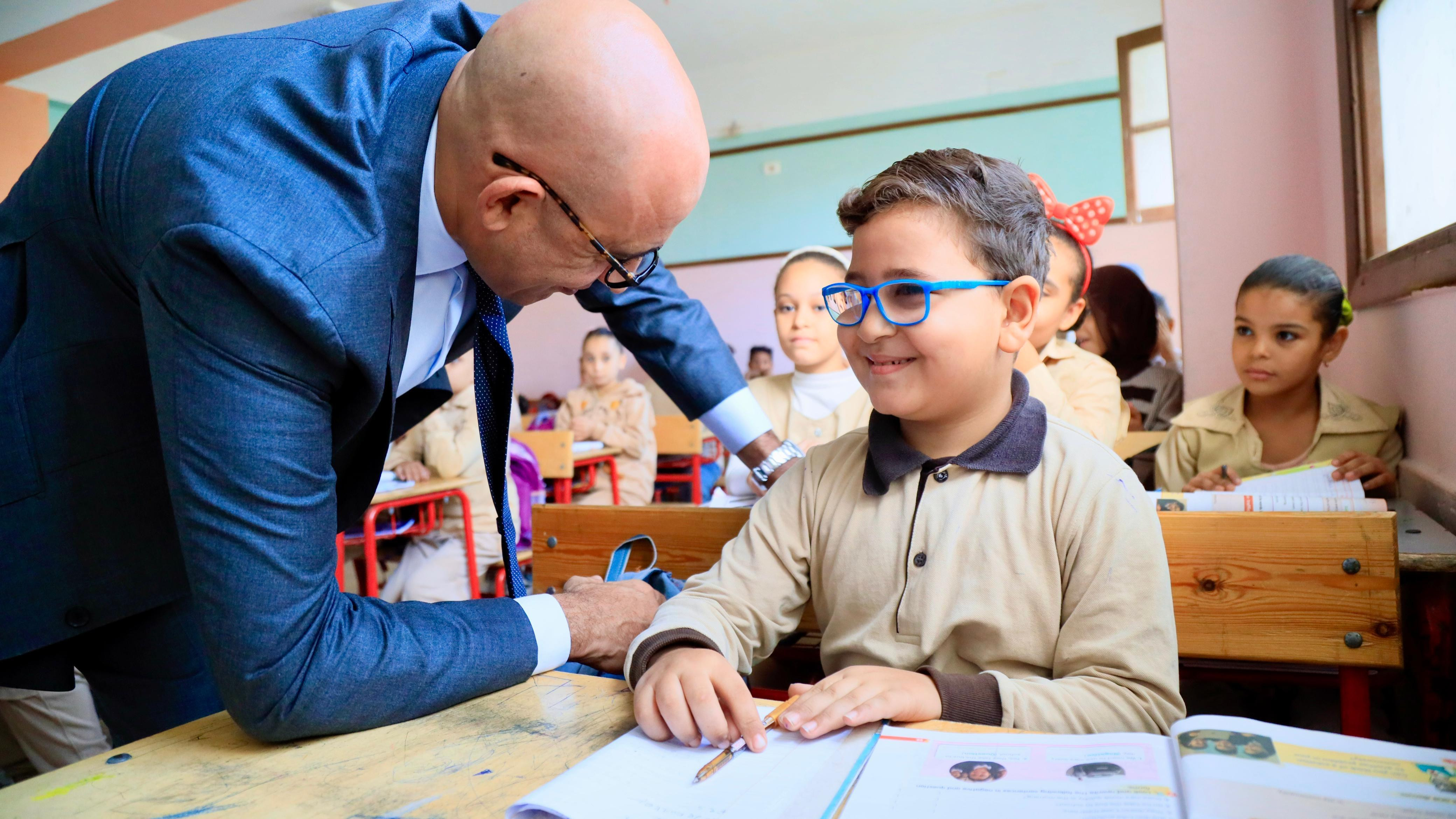 التعليم زيارة مفاجئة