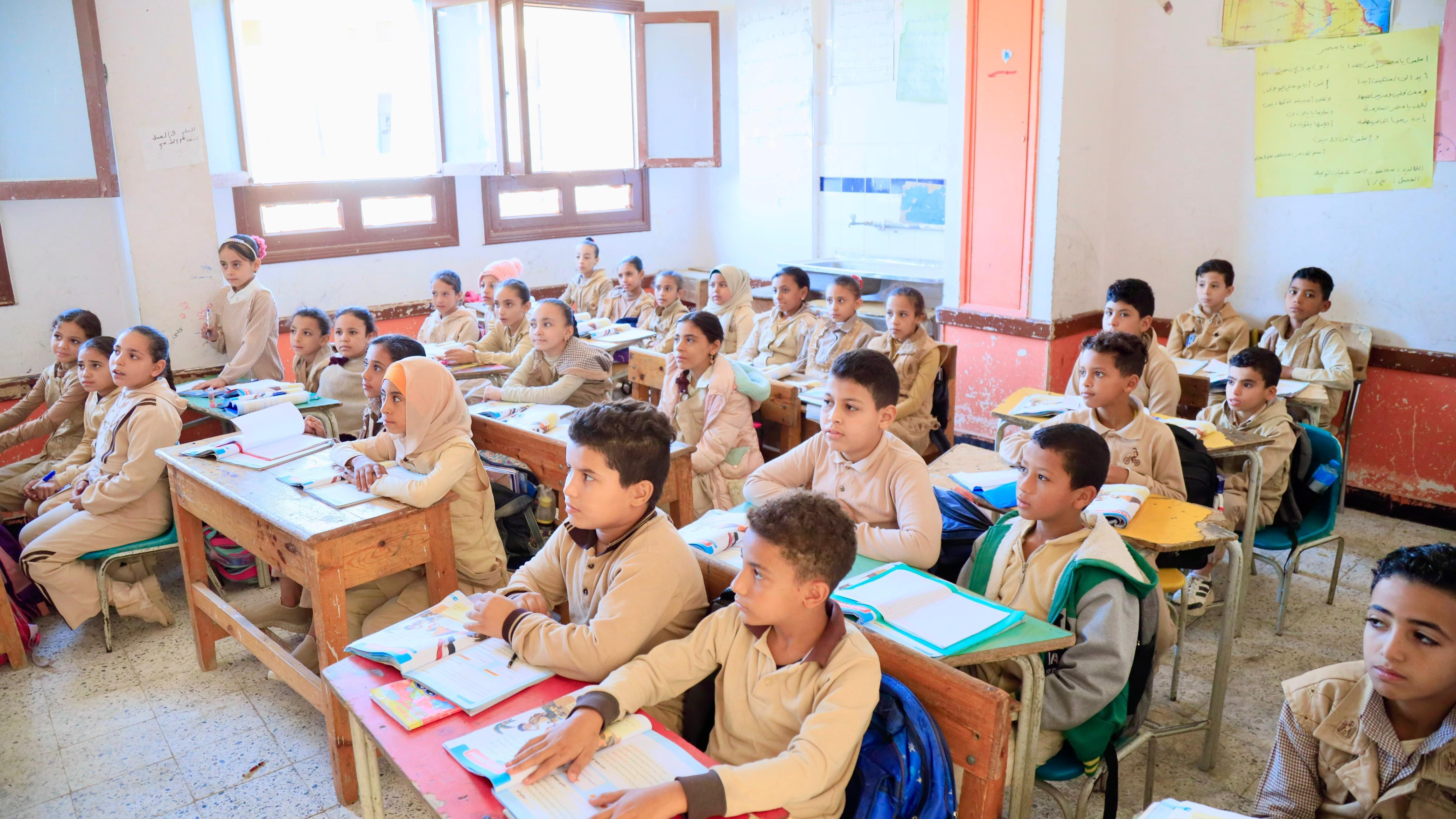 التعليم زيارة مفاجئة