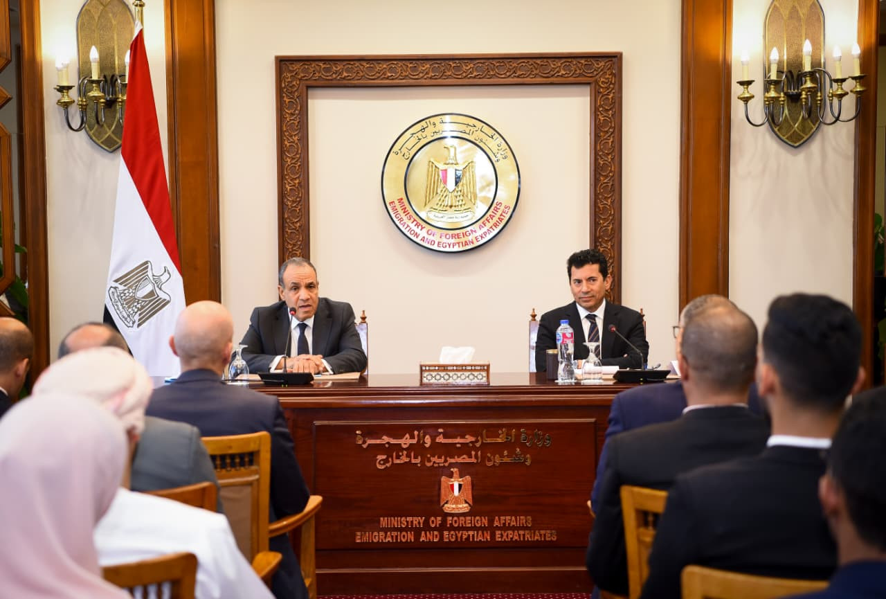 وزير الخارجية