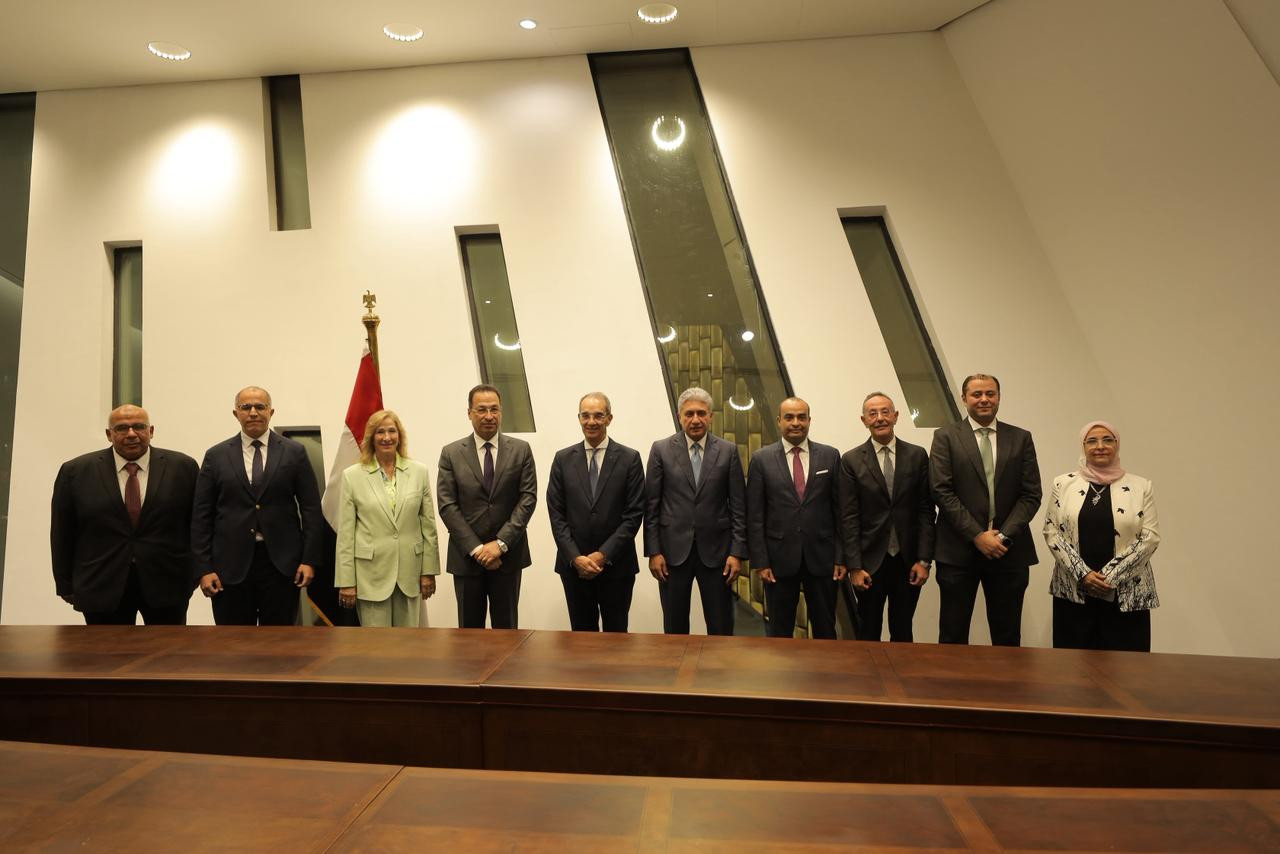 شريف فتحي وزير السياحة والآثار،