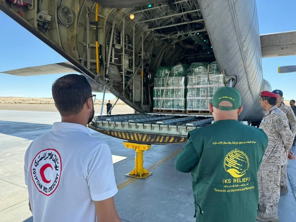 الطائرة الإغاثية السعودية