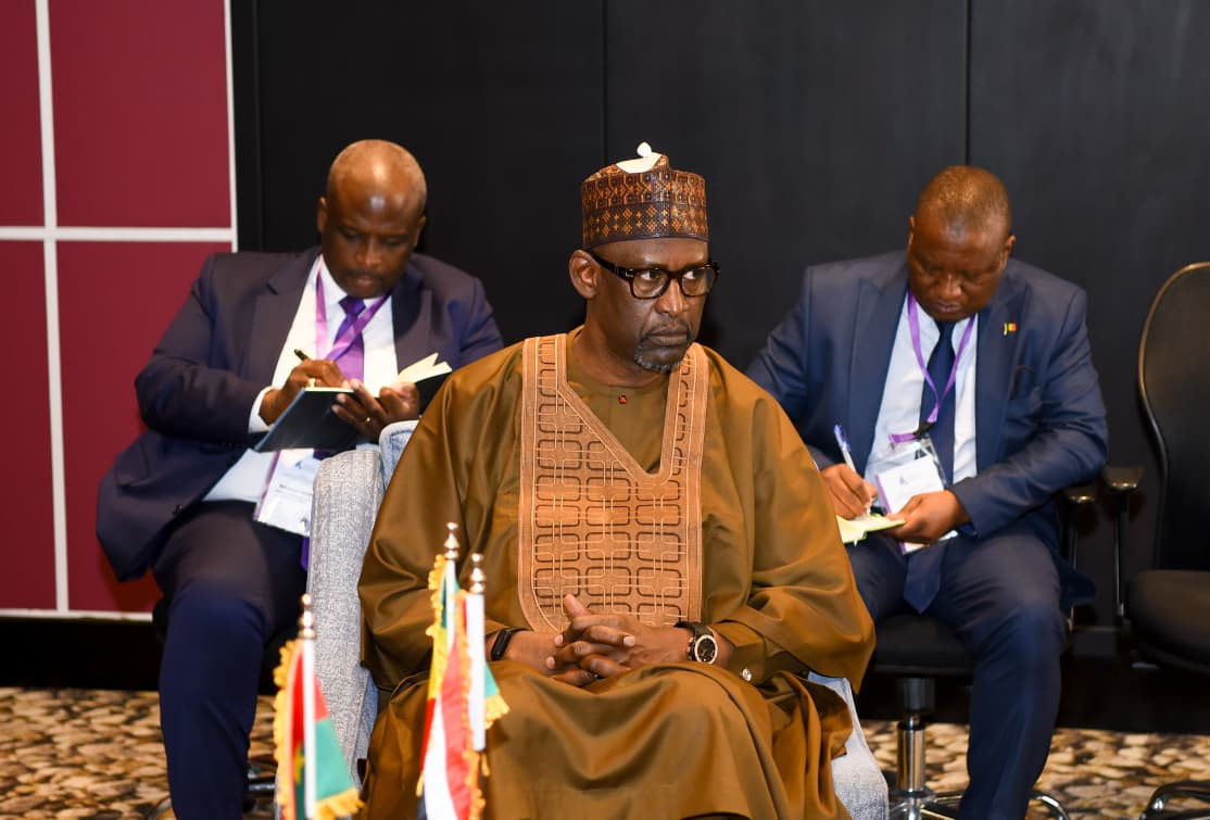 عبد العاطي ونظيريه المالي والبوركيني