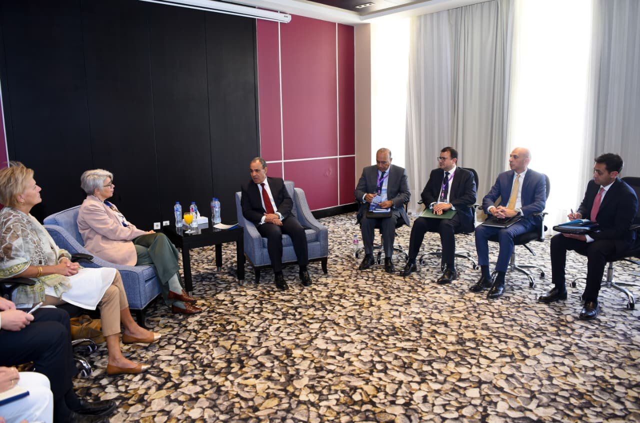 وزير الخارجية ومبعوثة الاتحاد الأوروبي