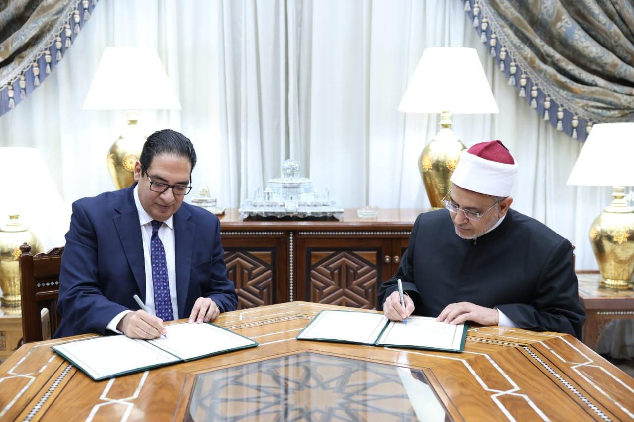شيخ الأزهر ورئيس جامعة القاهرة