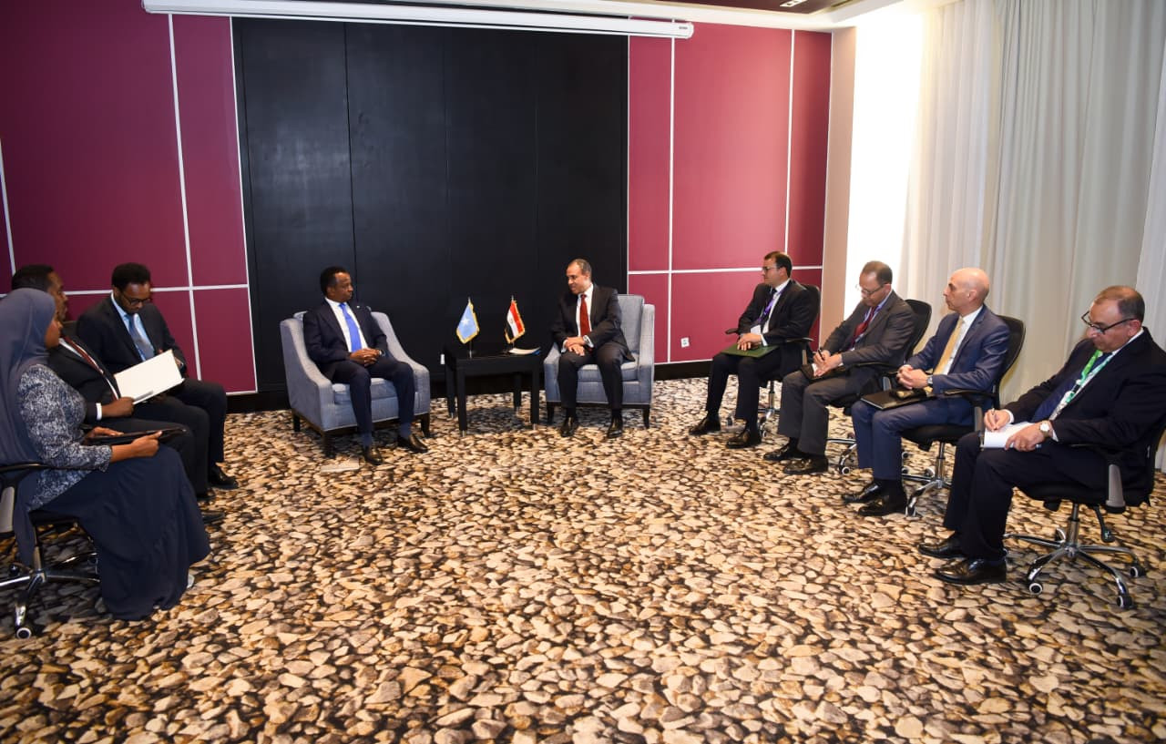 وزير الخارجية ونظيره الصومالي
