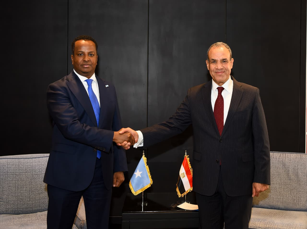وزير الخارجية ونظيره الصومالي