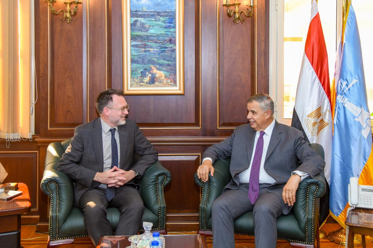 محافظ الإسكندرية وسفير كندا