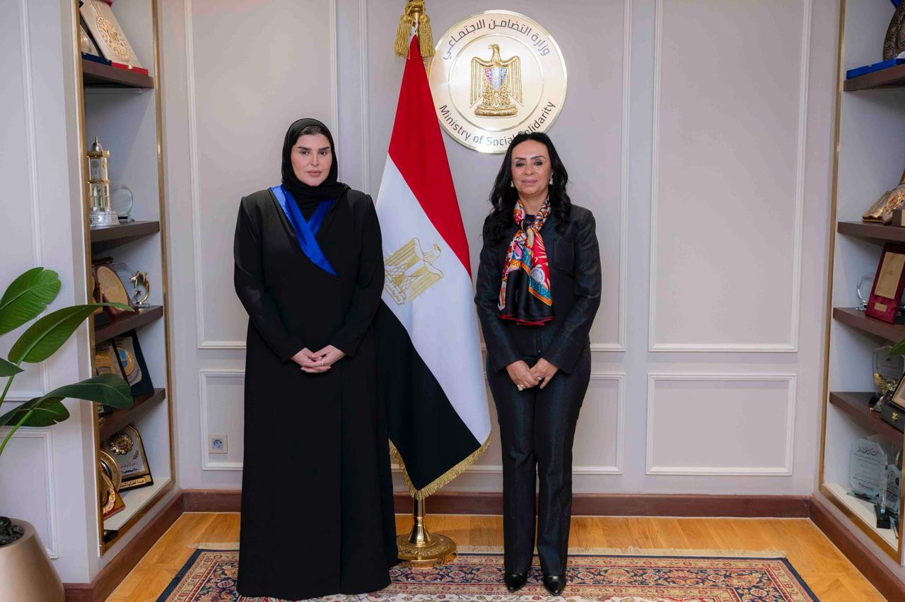وزيرة التضامن  مع وزيرة التعاون القطرية
