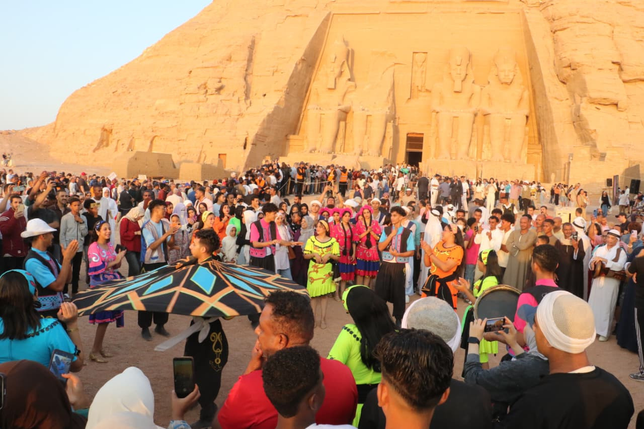 تعامد الشمس مهرجان