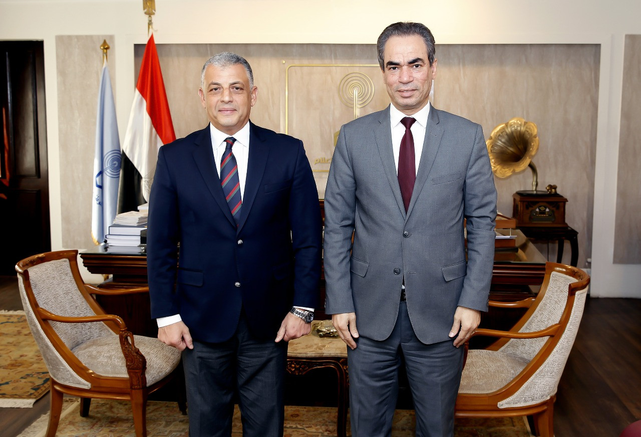 محافظ الإسماعيلية يلتقي رئيس الهيئة الوطنية للإعلام لتعزيز سبل التعاون