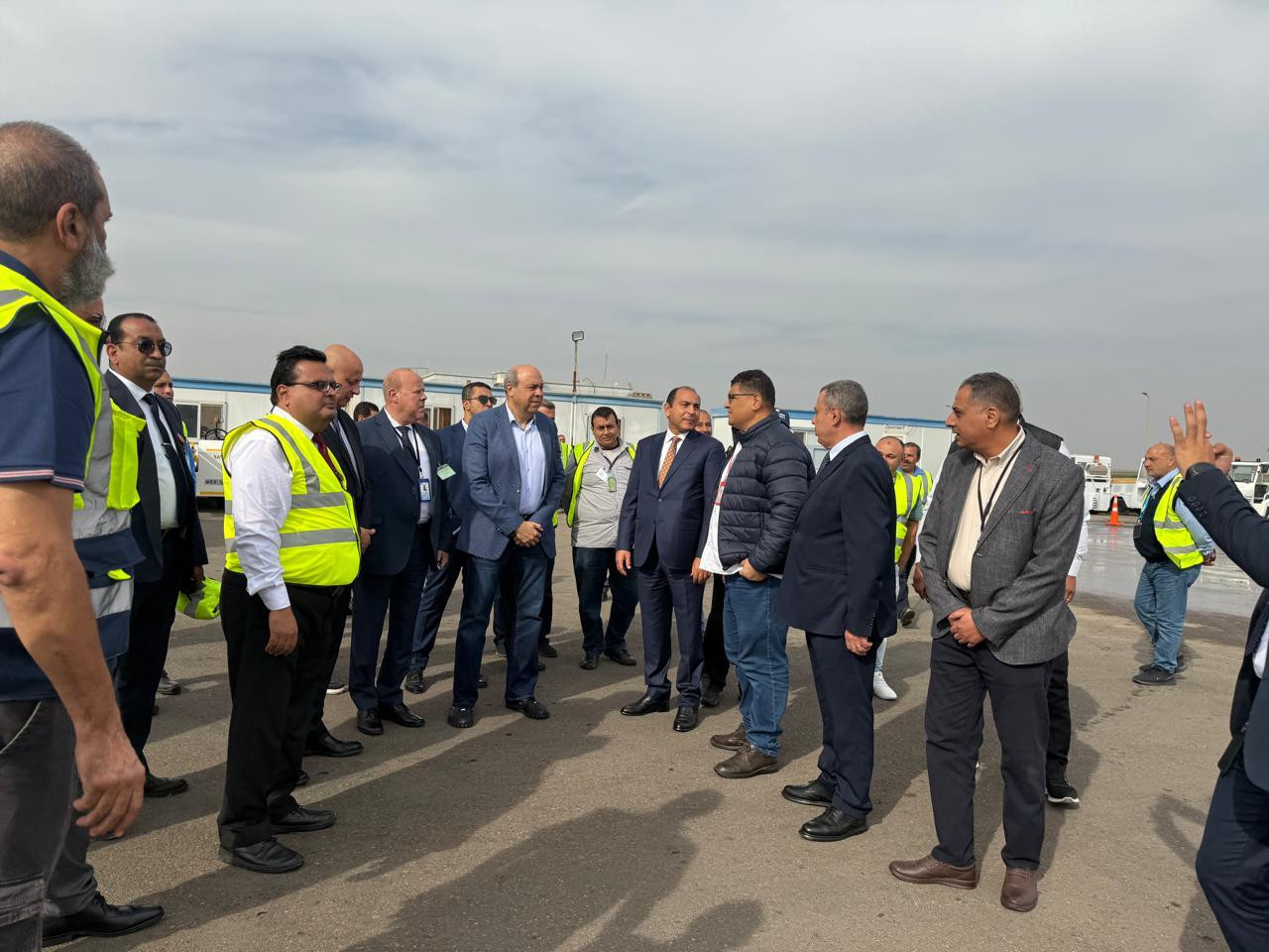 مطارا القاهرة وسفنكس