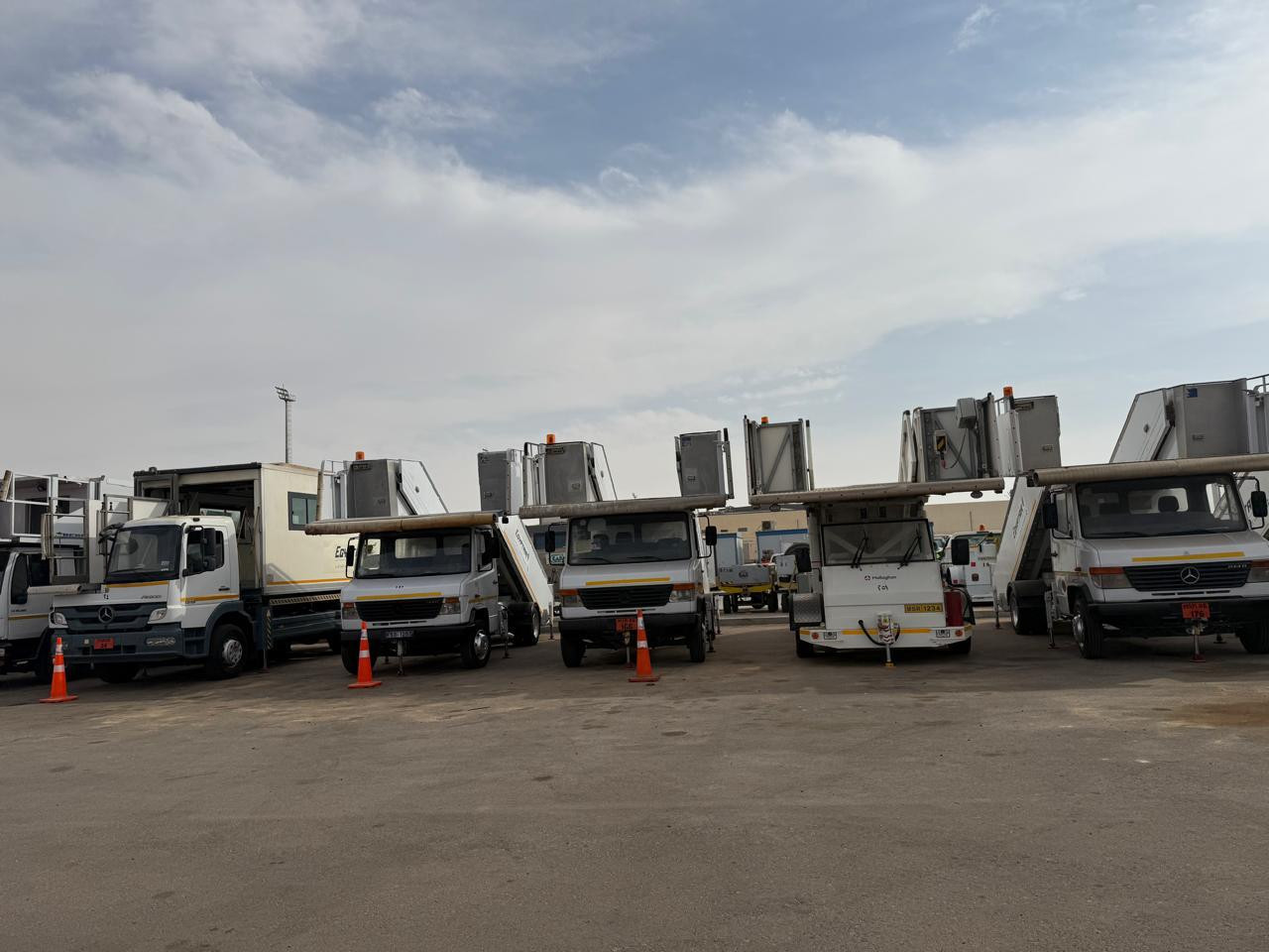 مطارا القاهرة وسفنكس