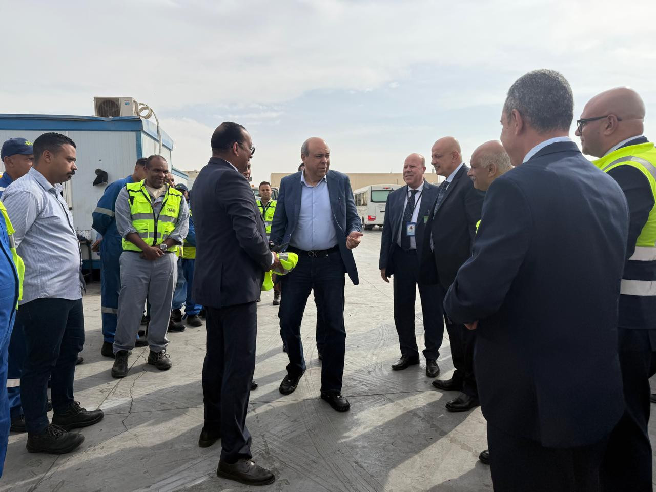 مطارا القاهرة وسفنكس