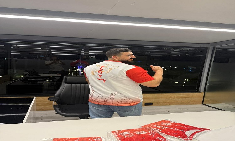 قميص المنتخب الجديد