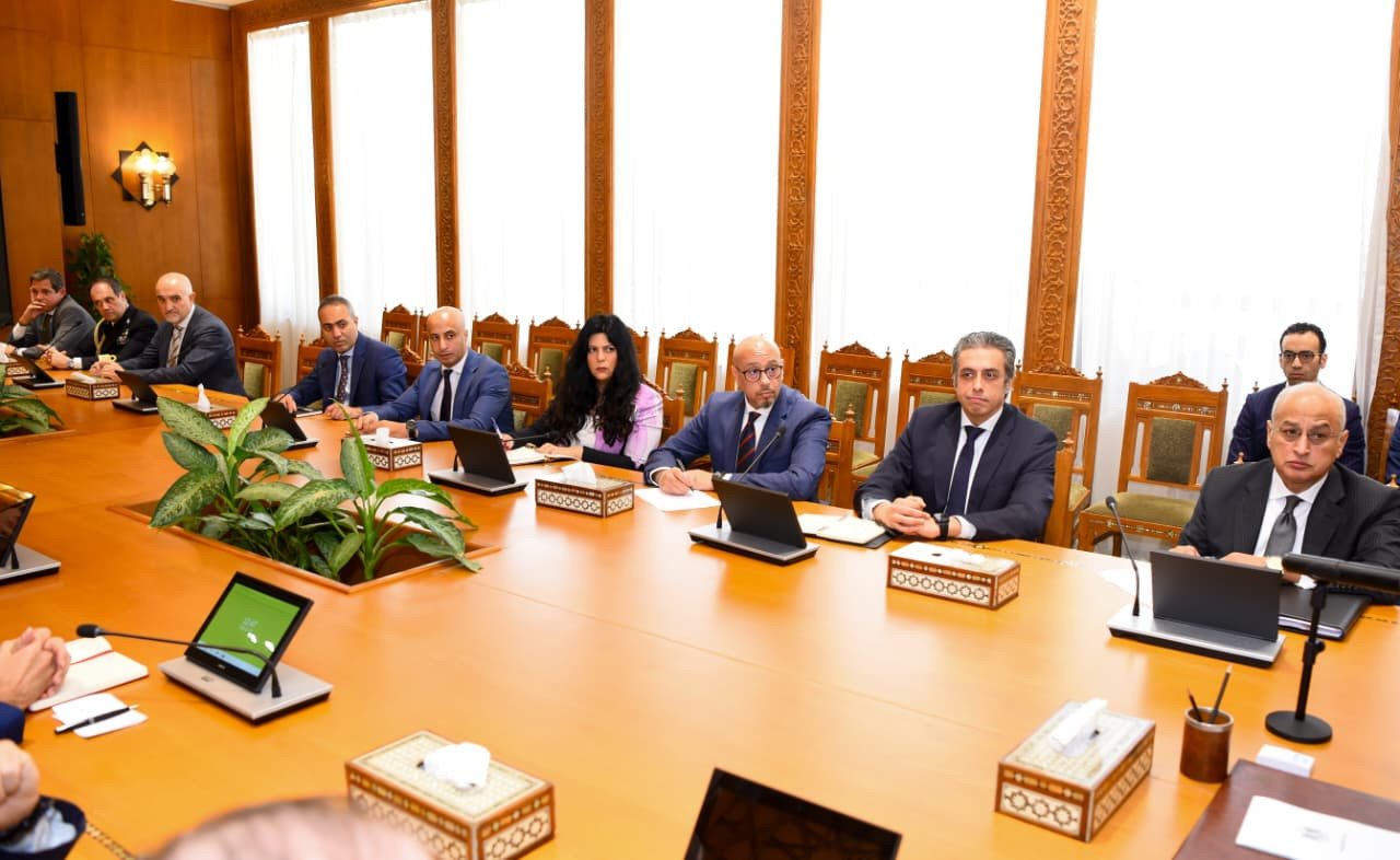 وزير الخارجية