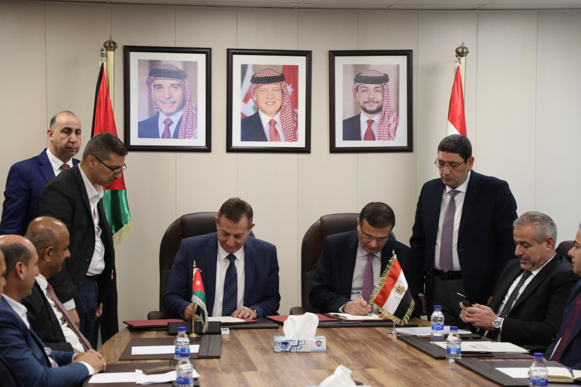وزير الزراعة ونظيره الأردني