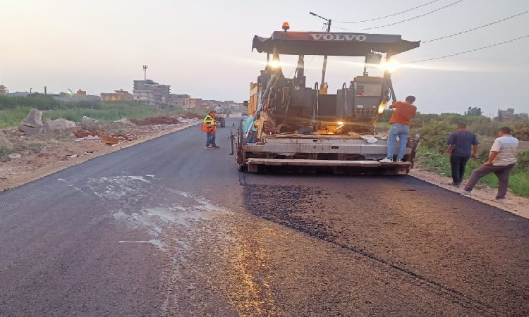 بتكلفة 55 مليون جنيه رصف طريق الخيري بسطرة بدمنهور بطول 7 كم