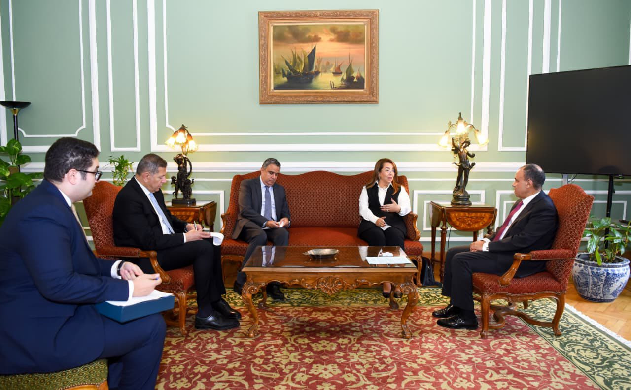 وزير الخارجية