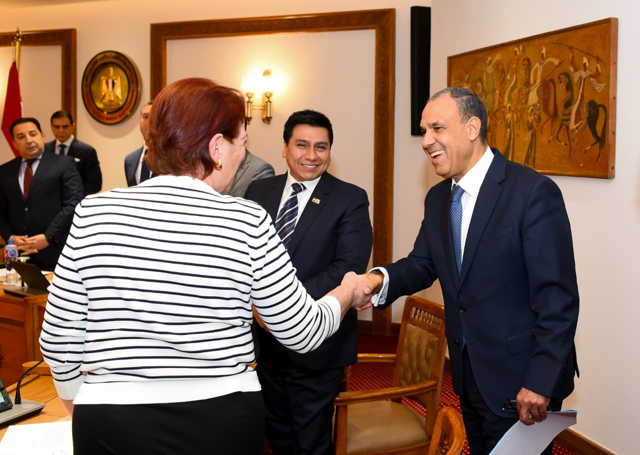 وزير الخارجية