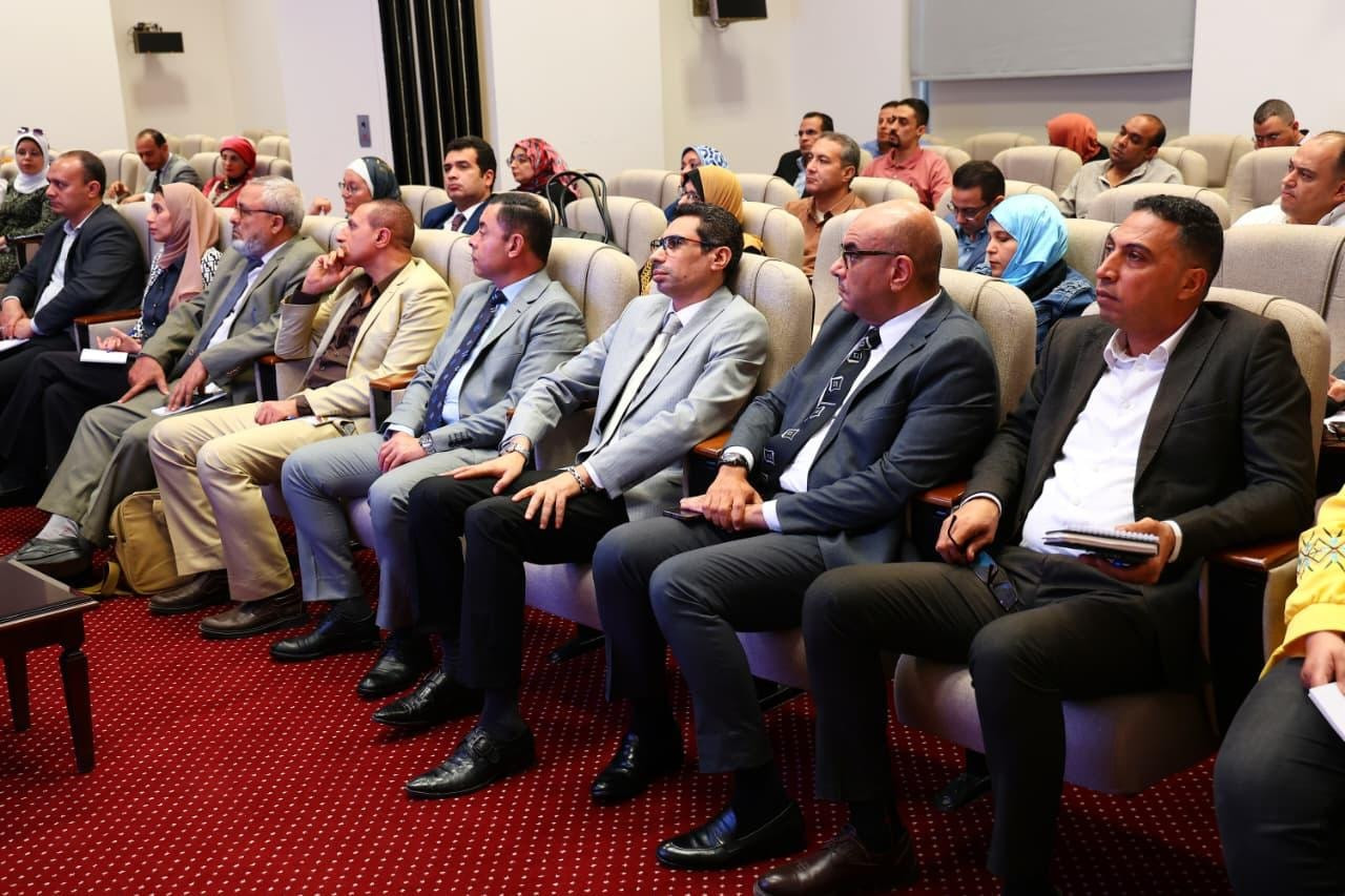 الدكتورة منال عوض
