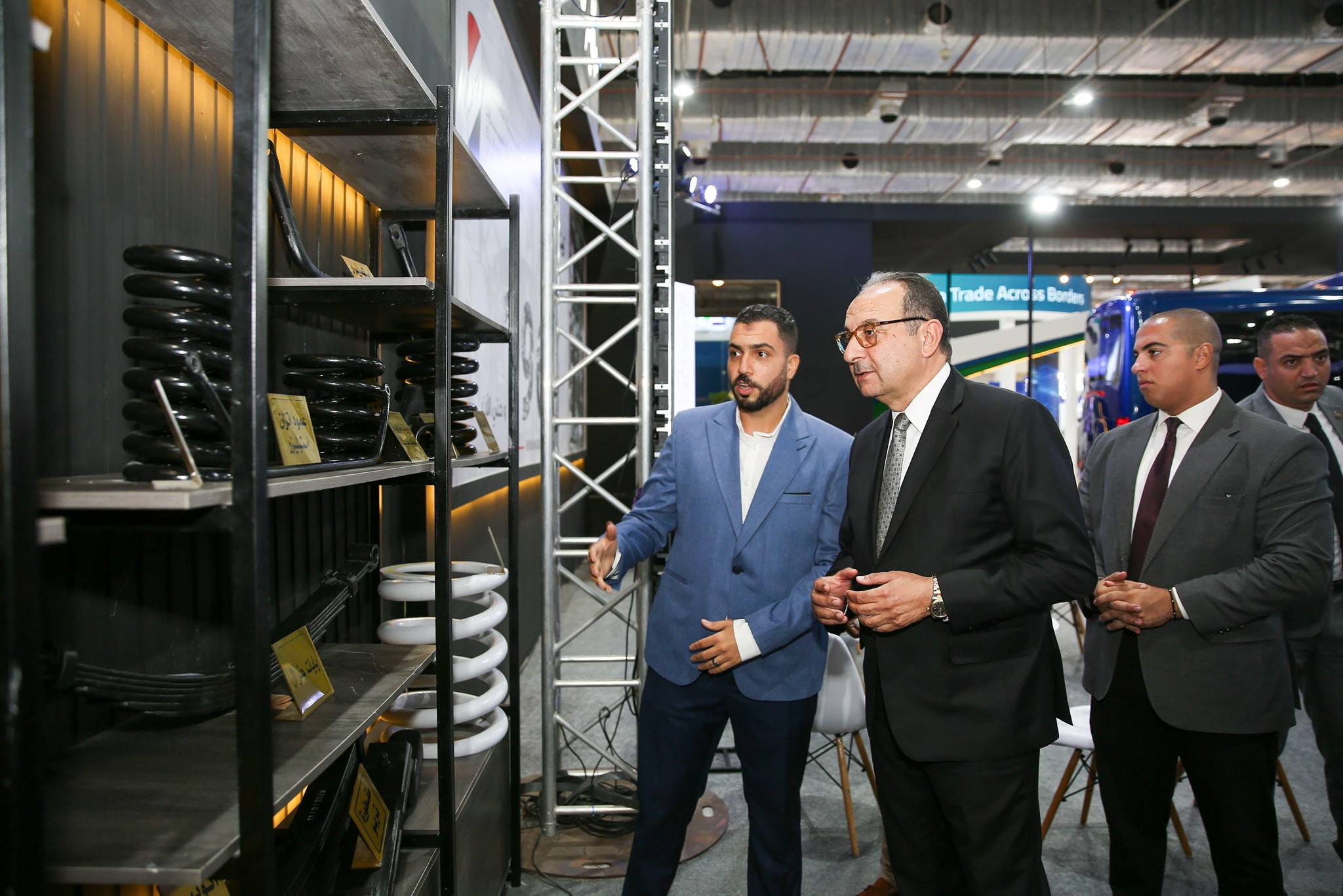 وزير الصناعة