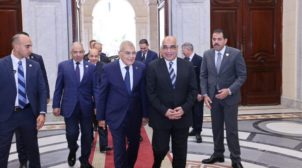 العدل والشيوخ