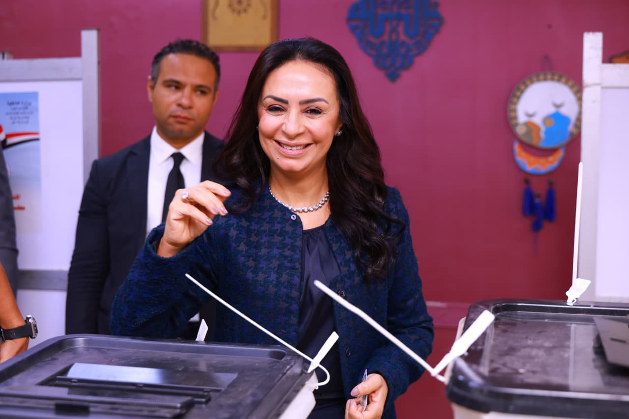 وزيرة التضامن تدلي بصوتها في انتخابات النواب
