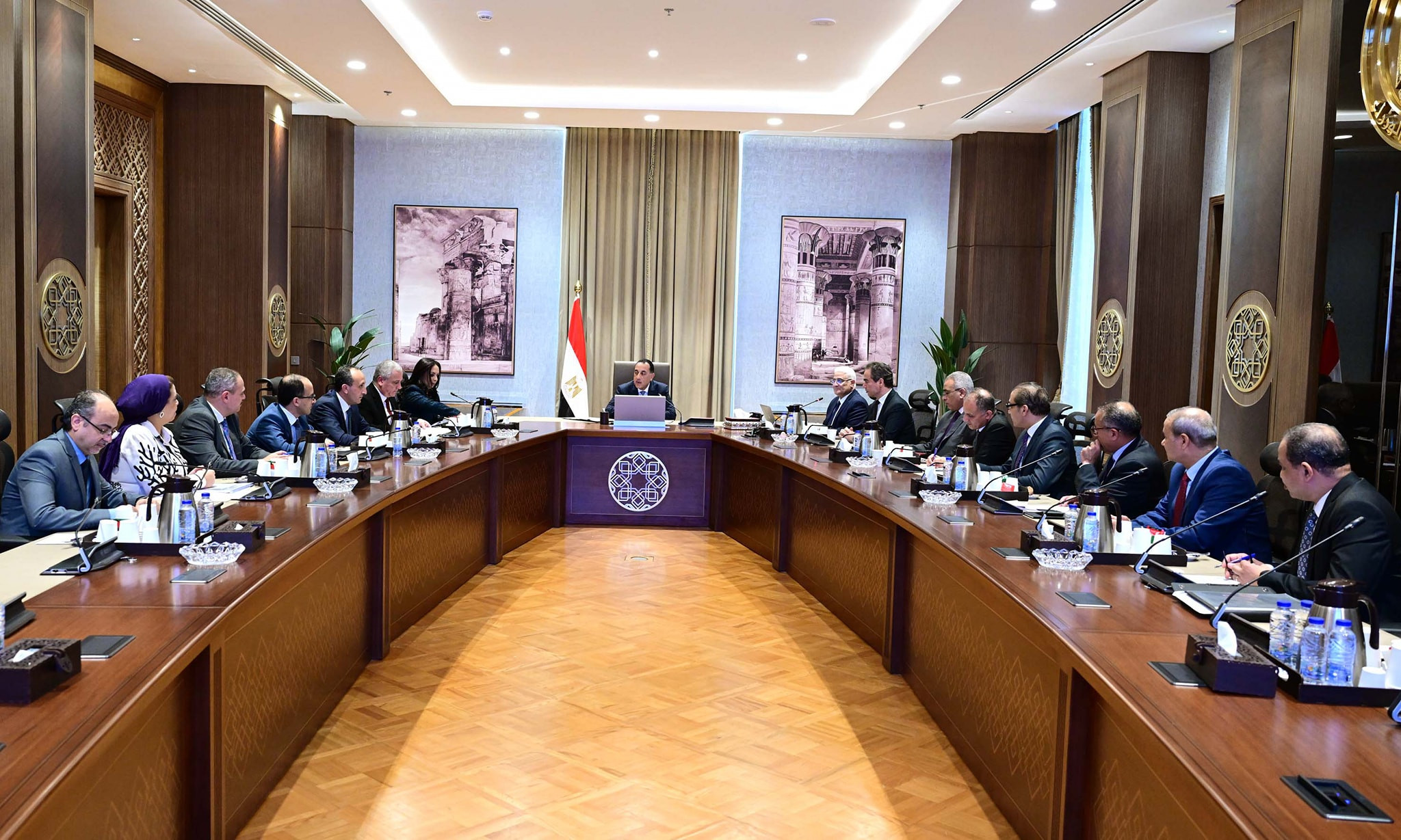 مجلس الوزراء