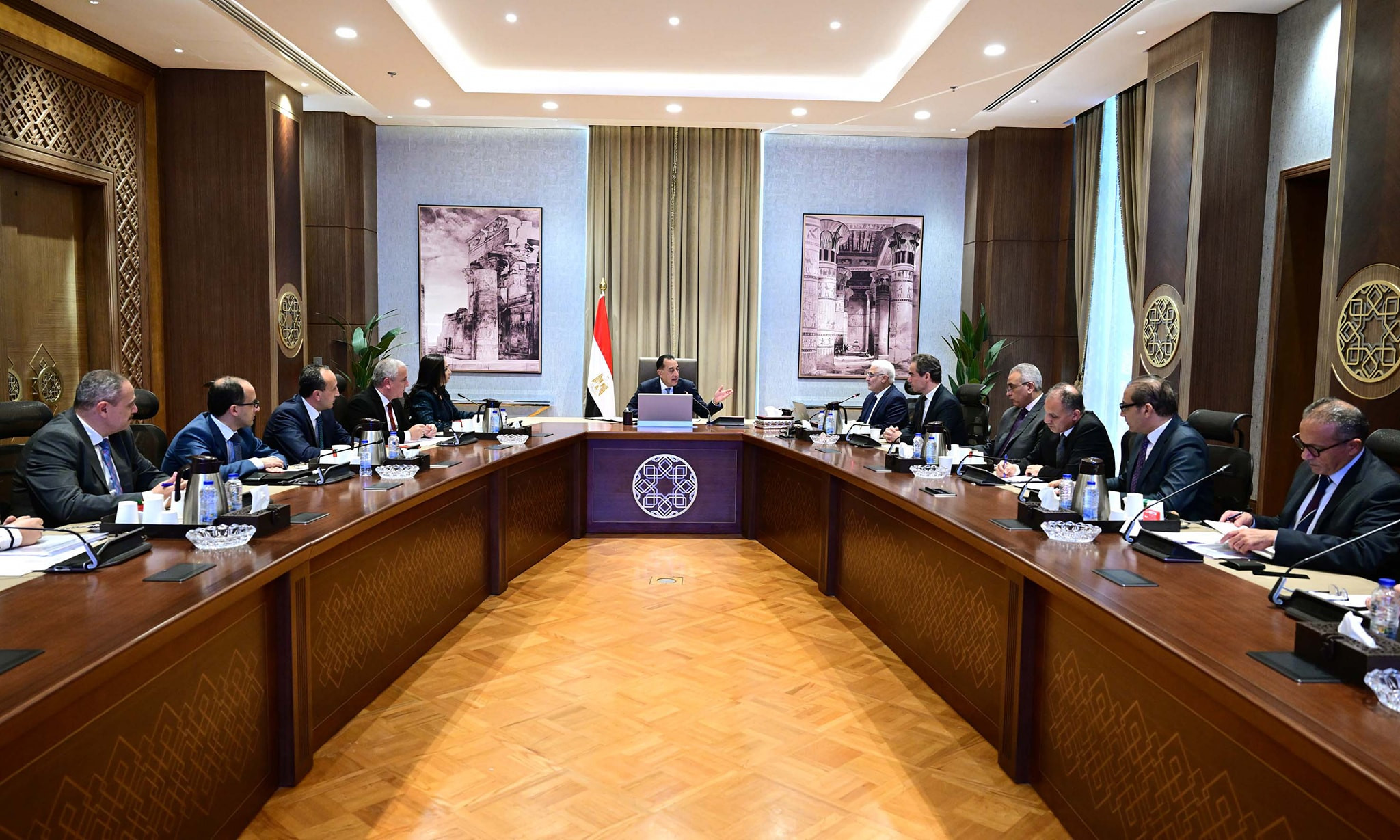 مجلس الوزراء