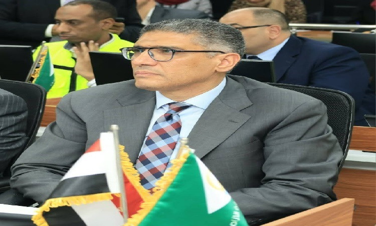 محافظ الجيزة يعلن غلق صناديق الاقتراع في لجان انتخابات مجلس النواب