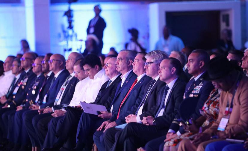 وزير الطيران