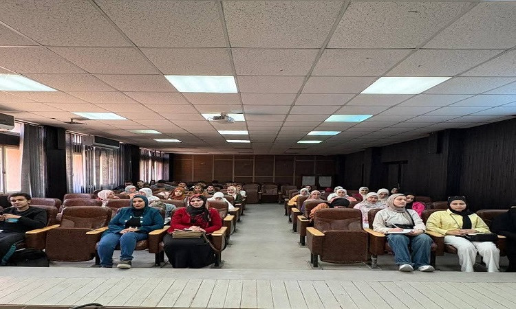 كلية آداب بنها تنظم ندوة حول دور المشروعات الصغيرة في دعم الاقتصاد الم