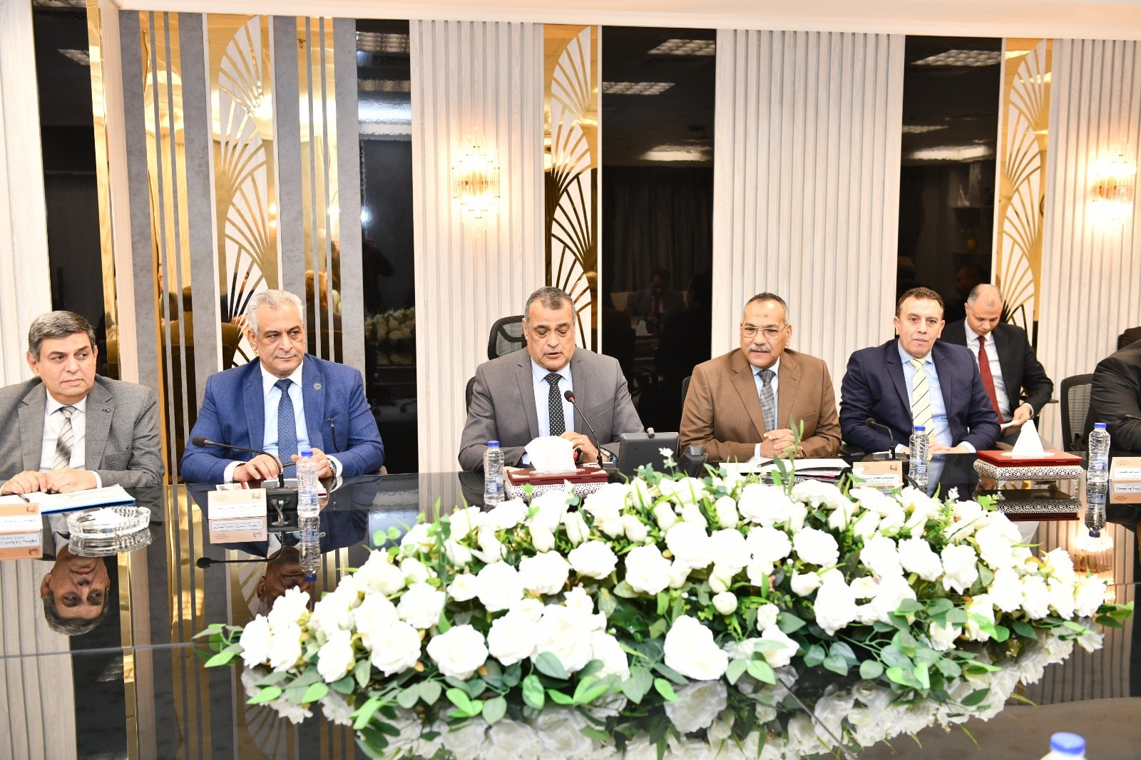 الاسكان والانتاج