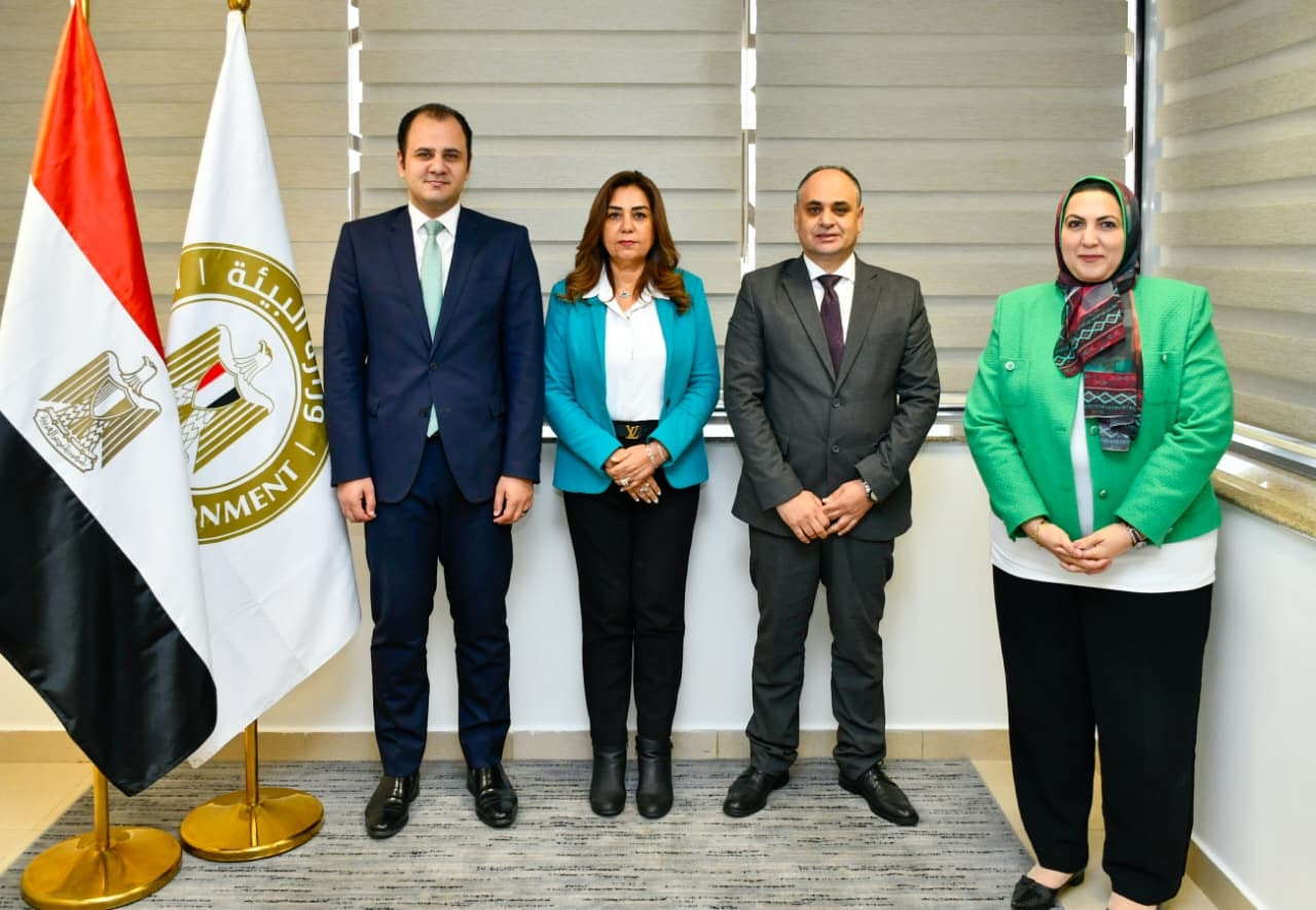 الدكتورة منال عوض