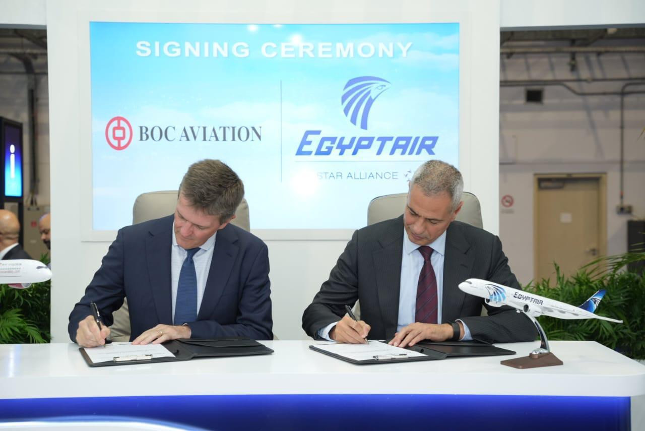 توقيع اتفاقية مصر للطيران
