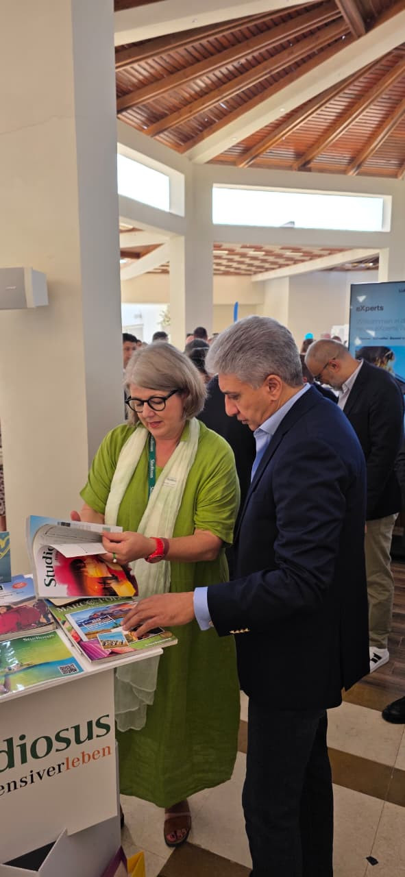 شارك، اليوم، شريف فتحي وزير السياحة