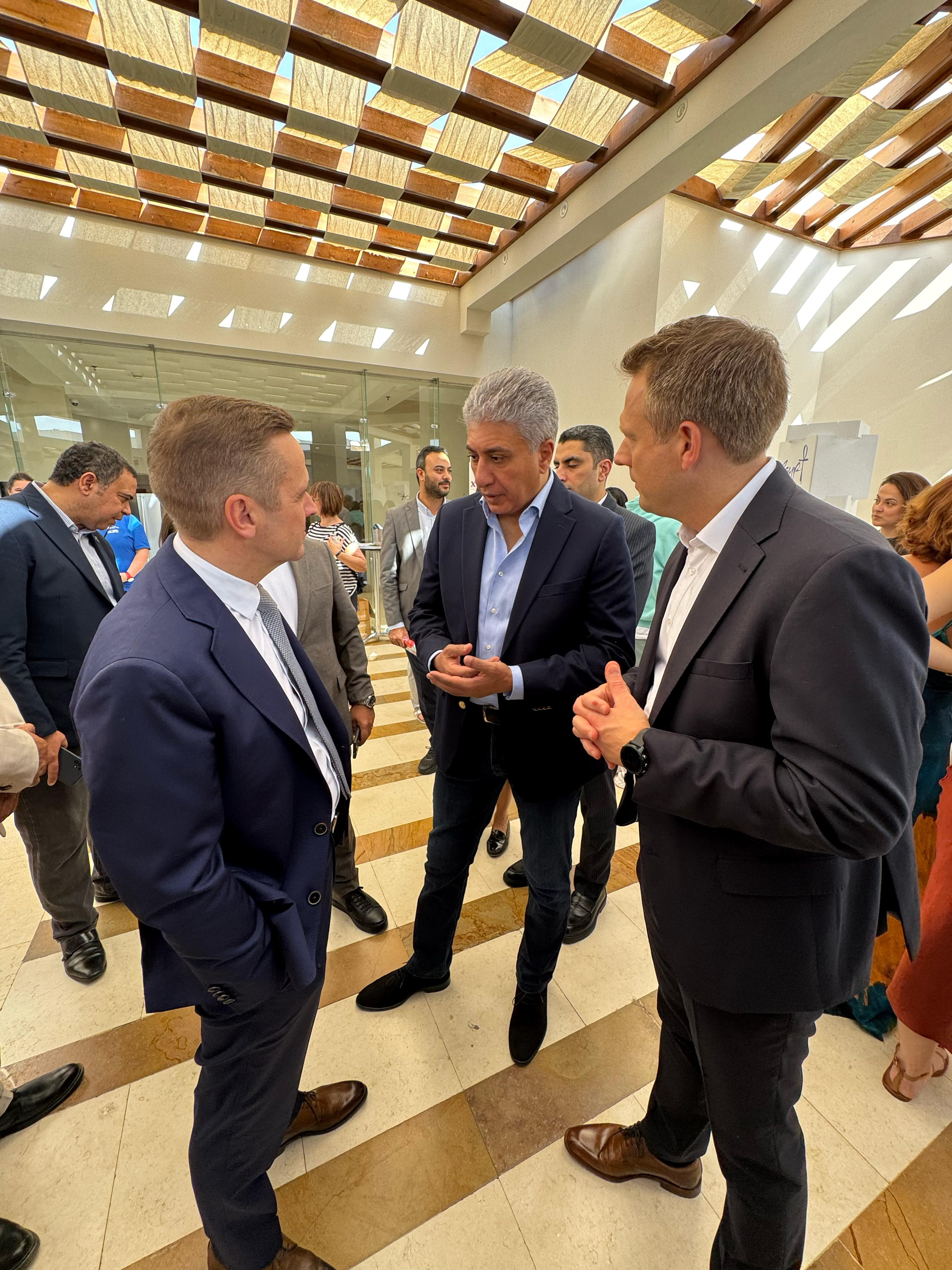 شارك، اليوم، شريف فتحي وزير السياحة